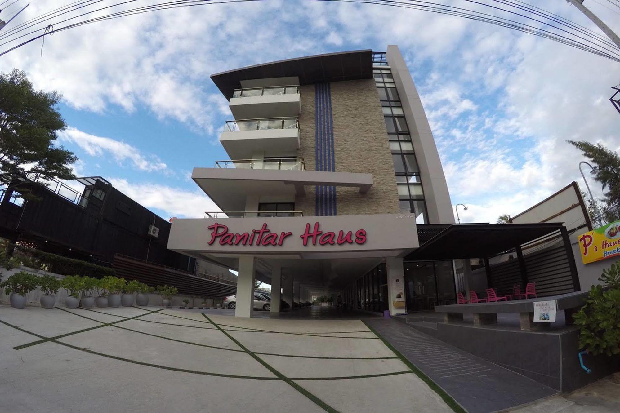 Panitar Haus Hotel Чонбури Екстериор снимка